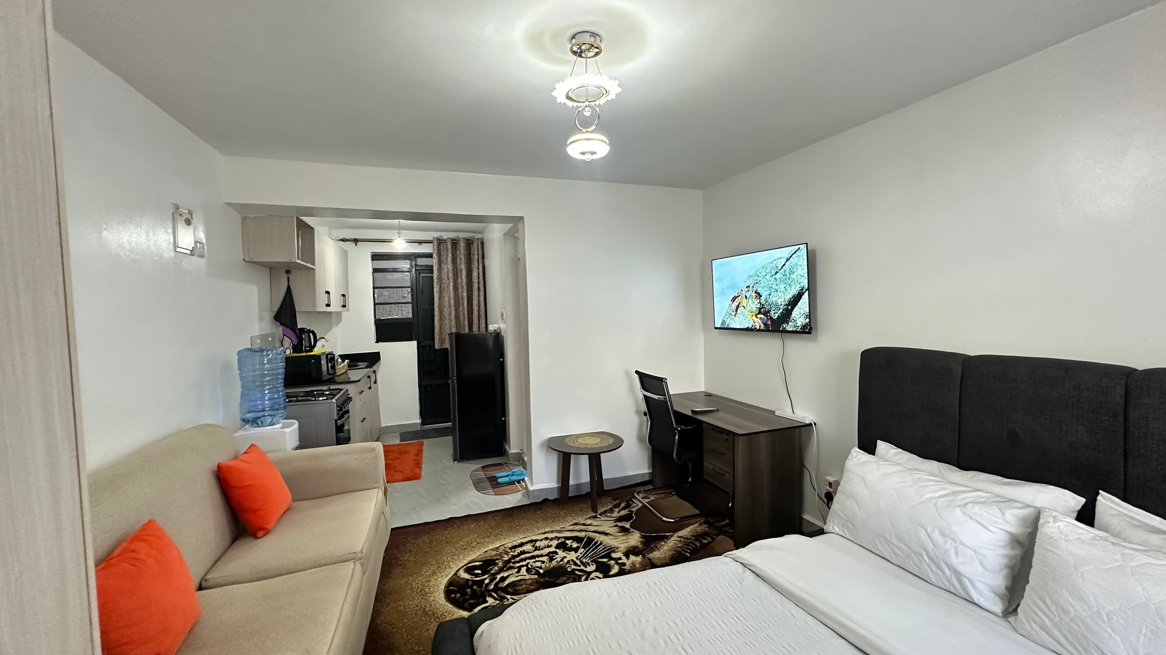 studio apartment 